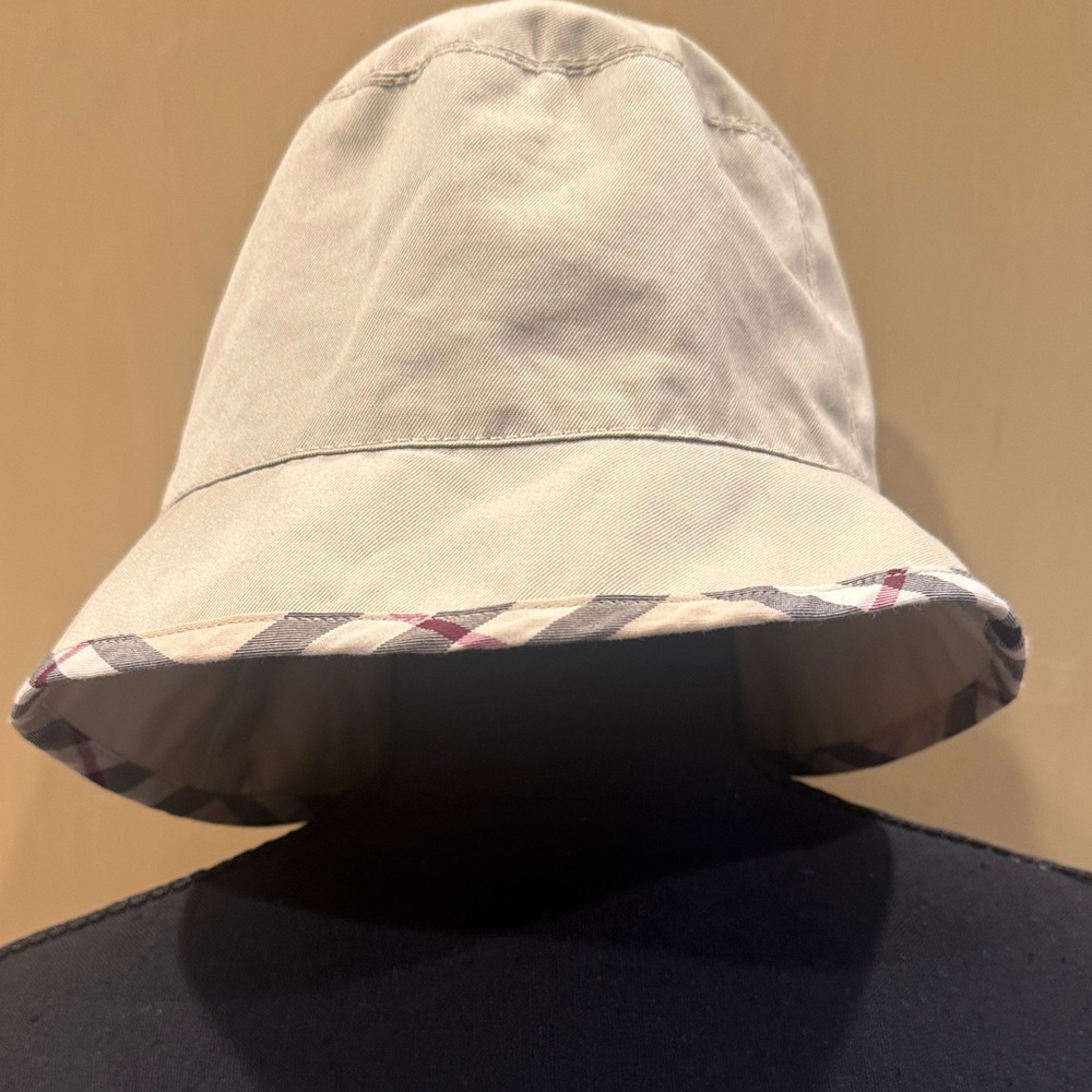 Burberry Beige Bucket Hat with Plaid Trim